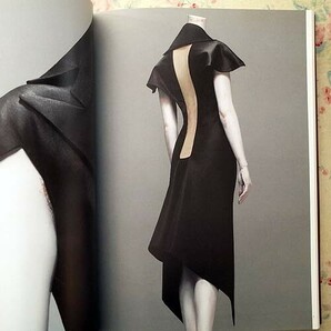 14998/アレキサンダー・マックイーン Alexander McQueen Savage Beauty ファッション・ブック 2011年 メトロポリタン美術館 回顧展の画像8