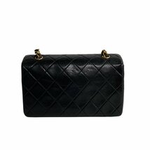 極 美品 シール有 1番台 CHANEL シャネル マトラッセ ラムスキン フルフラップ 19cm レザー ミニ ショルダーバッグ ポシェット 64159_画像5