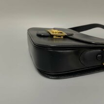 1円 極 美品 袋付 CELINE セリーヌ ヴィンテージ 馬車金具 ロゴ カーフレザー 本革 セミ ワン ショルダーバッグ ブラック 黒 63210_画像7