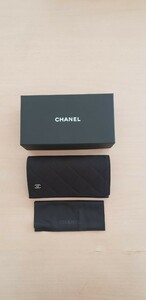 CHANEL　サングラスまたは メガネケース　新品