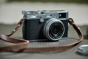 FUJIFILM Finepix X100 外観美品 実用中古品