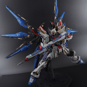 MGEX 1/100 ストライクフリーダム 塗装済完成品 機動戦士ガンダムSEED デスティニー シード キラ・ヤマトの画像5