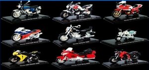 ◆希少◆台湾7-11限定商品◆HONDA ホンダ 人気車種 歴代バイク9台セット VFR750R CB1300 CB1100R CB750 Valkyrie CBR1000RR 他1/24化粧箱入