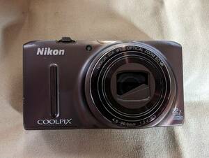 Nikon COOLPIX S9500 4.5-99.0mm 1:3.4-6.3 コンパクトデジタルカメラ　デジカメ　本体のみ
