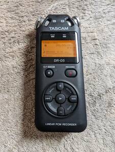 TASCAM リニアPCMレコーダー DR-05　ICレコーダー