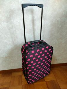 最終値下げ!4,980→2400→2160円キャリーケース キャリーバッグ スーツケース ピンクのハート柄 旅行用