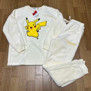 新品　L エメフィール　ポケモン　パジャマ　ピカチュウ