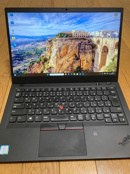 Lenovo X1 Carbon 2018 第8世代　i5 8G SSD256G