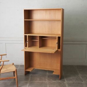 IZ75172F* Denmark handle sJ Wegner cabinet desk desk RY100 Northern Europe Vintage lighting view low simple modern 