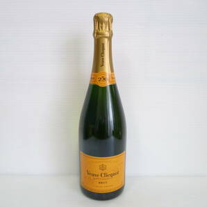 62149◆古酒/未開栓 Veuve Clicquot/ヴーヴクリコ BRUT/ブリュット イエローラベル シャンパン 12% 750ml CHAMPAGNE◆の画像1