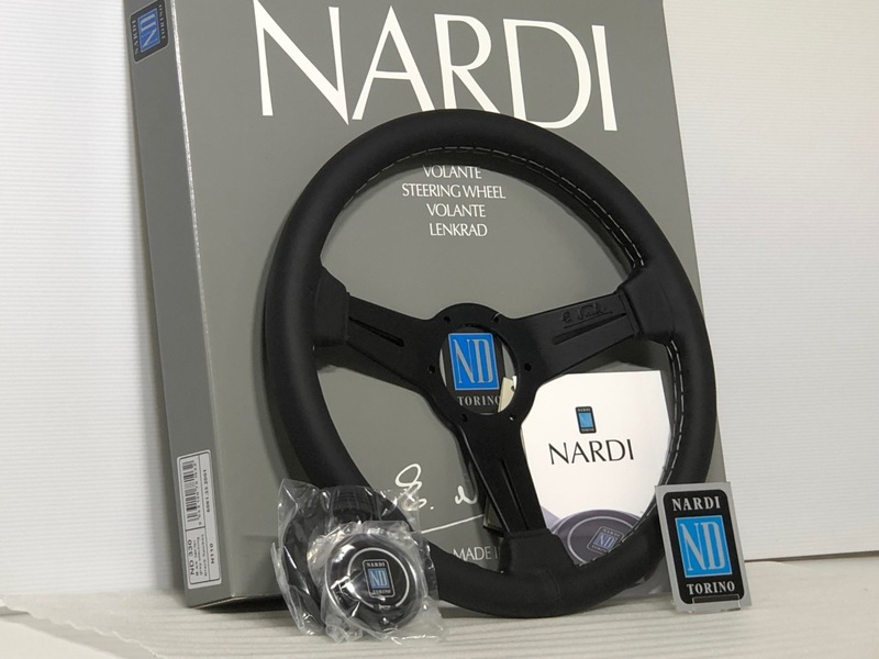 栃木発 ￥送料一律￥ NARDI ナルディー クラシック ブラックレザー＆ブラックスポーク 330mm N110 検）33Φ パイ モモ ステアリング MOMO