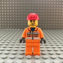 （L79）LEGO レゴ ミニフィグ 正規品 フィギュア レゴシティ 作業員 働き者 街の人_画像1