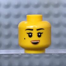 （L305）LEGO レゴ ミニフィグ 正規品 フィギュア 顔 ヘッド _画像1