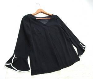  beautiful goods postage included! PROPORTION BODY DRESSING Proportion Body Dressing navy ... georgette piping blouse ...