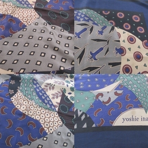 〔 送料込み！ 〕 yoshie inaba ヨシエイナバ ネイビー プリント 柄 シルク 大判 スカーフ ( 紺 絹100％ 和風 アクセ アクセサリー 巻き物の画像8