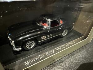 メルセデス・ベンツ ディラーモデル 1/43 Mercedes-Benz Classic Collection メルセデスベンツ 300SL Hardtop black/redクラシック