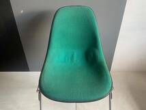 [7661C] Herman Miller Side shell chair FRP スタッキング ベース イームズ Charles Ray Eames ヴィンテージ サイドシェルチェア ナロー_画像6