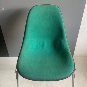 [7661C] Herman Miller Side shell chair FRP スタッキング ベース イームズ Charles Ray Eames ヴィンテージ サイドシェルチェア ナローの画像6