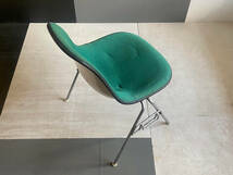 [7661E] Herman Miller Side shell chair FRP スタッキング ベース イームズ Charles Ray Eames ヴィンテージ サイドシェルチェア ナロー_画像4