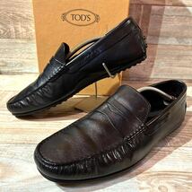 【新品同様/BOX付】TOD'S トッズ　ドライビングシューズ　レザーシューズ　革靴 UK9 28cm ブラック_画像1