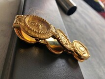 GIANNI VERSACE ジャンニ ヴェルサーチ メデューサ コインウォッチ ブレスウォッチ 腕時計 7008002 稼働品 ゴールド 箱付き レディース_画像5