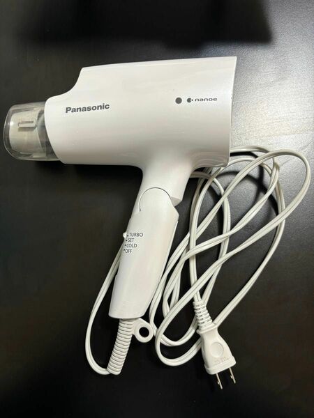 Panasonic ヘアドライヤーナノケア　ホワイト