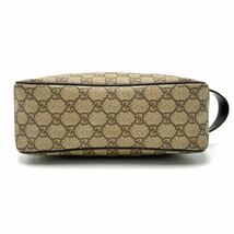 1円【極上】GUCCI グッチ クラッチバッグ セカンド ハンド GG柄 シルバー金具 ロゴ型押し PVCレザー ブラウン 茶色 メンズ レディース_画像5