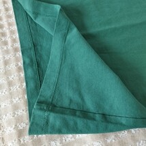 1点のみ● 未使用 タグ uniqlo ユニクロ 5分袖 オーバーサイズ ポケツキ Tシャツ L メンズ green 胸ポケット●色size違い有● 送料無料_画像4