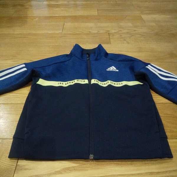 男の子adidasジャージ 120cm