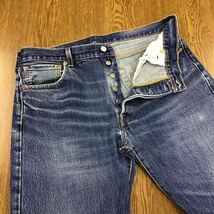 【FC394】Levi's 501 W36 L34 定番ストレート 色落ち加工 ジーンズ ジーパン デニムパンツ メンズブランド古着 リーバイス501 送料無料_画像4