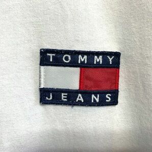 ★ TOMMY JEANS トミージーンズ フラッグロゴワッペン ヘビーウェイトコットン オーバーサイズTシャツ ホワイト Mの画像3
