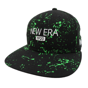 【1円】【美品】NEW ERA ニューエラ フラットキャップ 総柄 ブラック系 [240101124555]