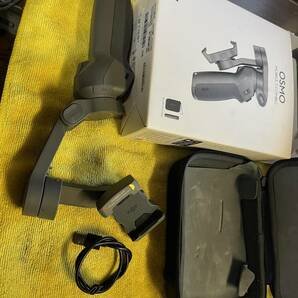 【国内正規品】DJI Osmo Mobile 3 コンボ 携帯電話用 電源ケーブル付き 三脚無しの画像1