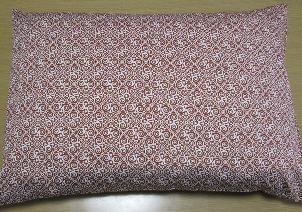 幾何(うす茶) 日本製ピロケース 43×63cm