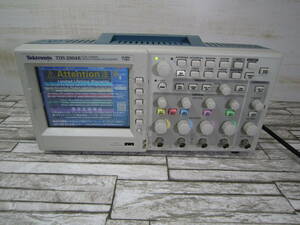 Tektronix テクトロニクス TDS 2004B FOUR CHANNEL デジタルオシロスコープ 60MHz 1GS/s 通電