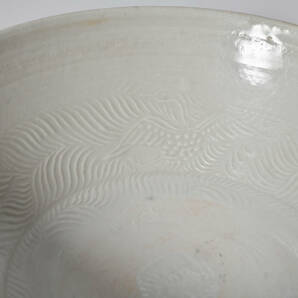 中国美術 時代物 白磁 定窯 陰刻 鳳凰花卉文碗 一対・2点セット・茶碗・唐物 br10222の画像4