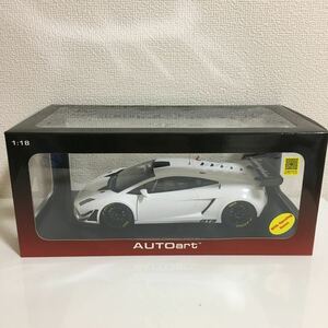 【新品】AUTOart オートアート 1/18 ミニカー lamborghini オートアート 81358 ランボルギーニ ガヤルド GT3 FL2 2013 ホワイト1:18