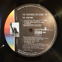 ベンチャーズ オン・ステージ'75(THE VENTURES ON STAGE'75) /2LP/LIBERTY / LLS-67067~68) 日本盤 /加山雄三,君といつまでも_画像4