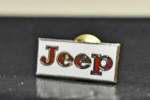 【ピンバッジ】★ Jeep ★ ジープ ★ ピンバッチ ★ クライスラーか ★ 中古品