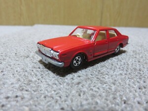 トミカ 　日産ブルーバード 2000G6-E・L