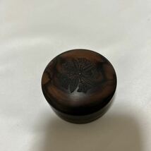 美品【香合】 木製 仏具 法具 寺院 袈裟 僧侶 仏教美術 法衣 袈裟 沈香 白檀 伽羅 茶道具_画像2