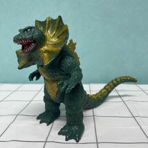 763/ ウルトラ怪獣シリーズ ジラース 1995 ソフビ バンダイ BANDAI_画像2