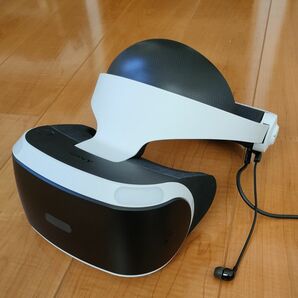 【美品セット】PSVR CUH-ZVR2 　PS5用カメラアダプタ　モーションコントローラー２本付　SONY　