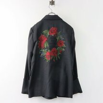 美品 サンプル品 ロイスクレヨン Lois CRAYON 後ろ薔薇刺繍 ダブルブレストジャケット M/ブラック バラ ローズ【2400013786942】_画像2