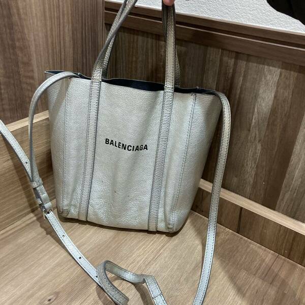 BALENCIAGA バレンシアガ 2way エブリデイ XXS トートバッグ ショルダーバッグ ハンドバッグ レディース 人気 ブランド ファッション