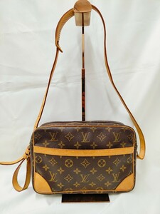 LOUIS VUITTON /ルイヴィトン モノグラム トロカデロ27/ ショルダーバッグ