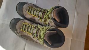 mont-bell登山靴（完全防水）28cm