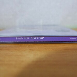 CDk-6761 Bonnie Raitt / GIVE IT UPの画像4