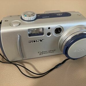 SONY Cyber-shot 2.1 MEGA PIXELS デジタルカメラ