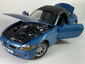 [ジャンク] BMW Z4 1/18 - リッコ Ricko